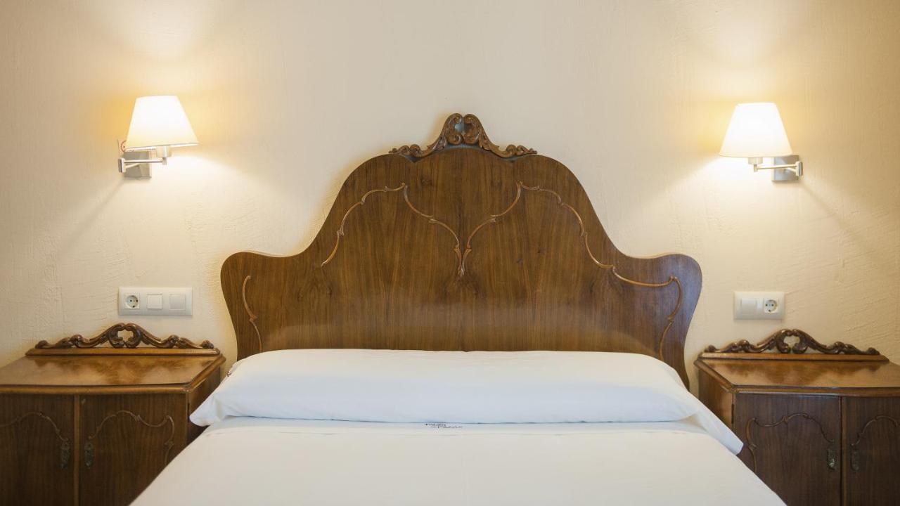 Casa Rural Pilon Del Fraile โอโรเปซา ภายนอก รูปภาพ
