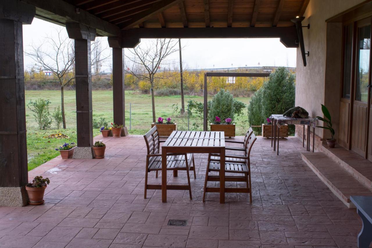 Casa Rural Pilon Del Fraile โอโรเปซา ภายนอก รูปภาพ