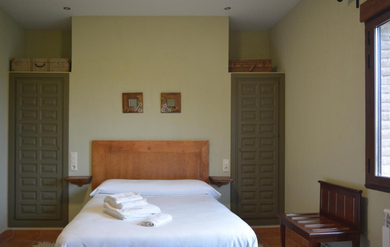 Casa Rural Pilon Del Fraile โอโรเปซา ภายนอก รูปภาพ